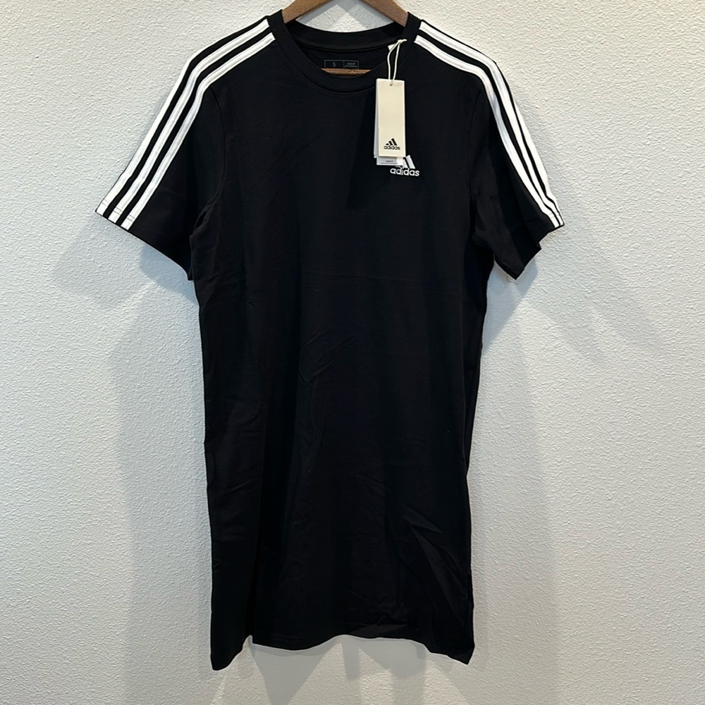 Adidas Loose Fit black/white stripe dress sz S Women’s